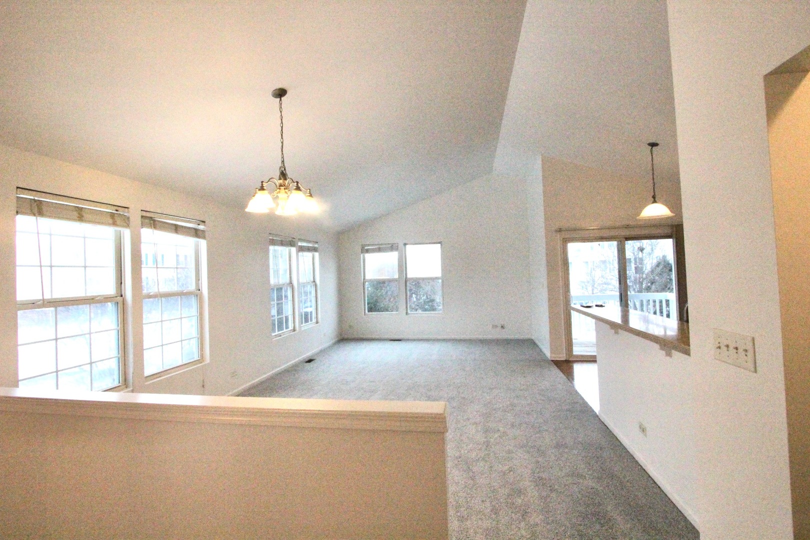 2711 Neubauer Circle