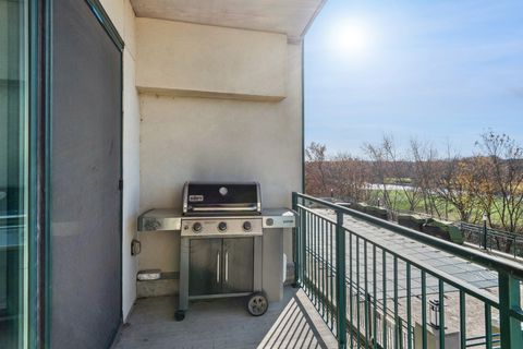 Tiny photo for 6420 Double Eagle Drive #403, Woodridge, IL 60517 (MLS # 12480976)