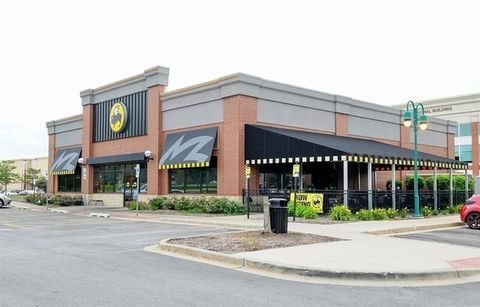 Tiny photo for 6420 Double Eagle Drive #403, Woodridge, IL 60517 (MLS # 12480976)