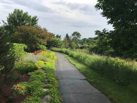 Tiny photo for 6420 Double Eagle Drive #403, Woodridge, IL 60517 (MLS # 12480976)