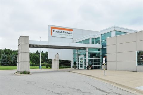 Tiny photo for 6420 Double Eagle Drive #403, Woodridge, IL 60517 (MLS # 12480976)