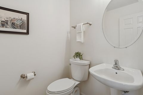 Tiny photo for 6420 Double Eagle Drive #403, Woodridge, IL 60517 (MLS # 12480976)
