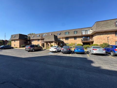 Photo of 475 N Cass Avenue #212, Westmont, IL 60559 (MLS # 12488059)