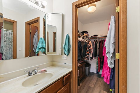 Tiny photo for 3 Creekside Circle #B, Elgin, IL 60123 (MLS # 12776258)