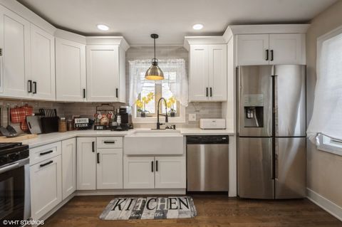 Tiny photo for 8460 River Grove Avenue, River Grove, IL 60171 (MLS # 12437511)