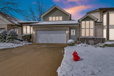 Tiny photo for 11790 Lighthouse Lane, Palos Heights, IL 60463 (MLS # 12594863)