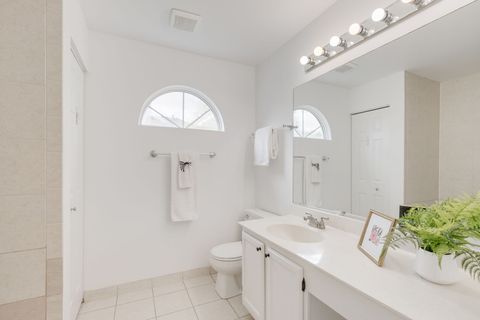 Tiny photo for 250 Wellington Circle, Gurnee, IL 60031 (MLS # 12629069)