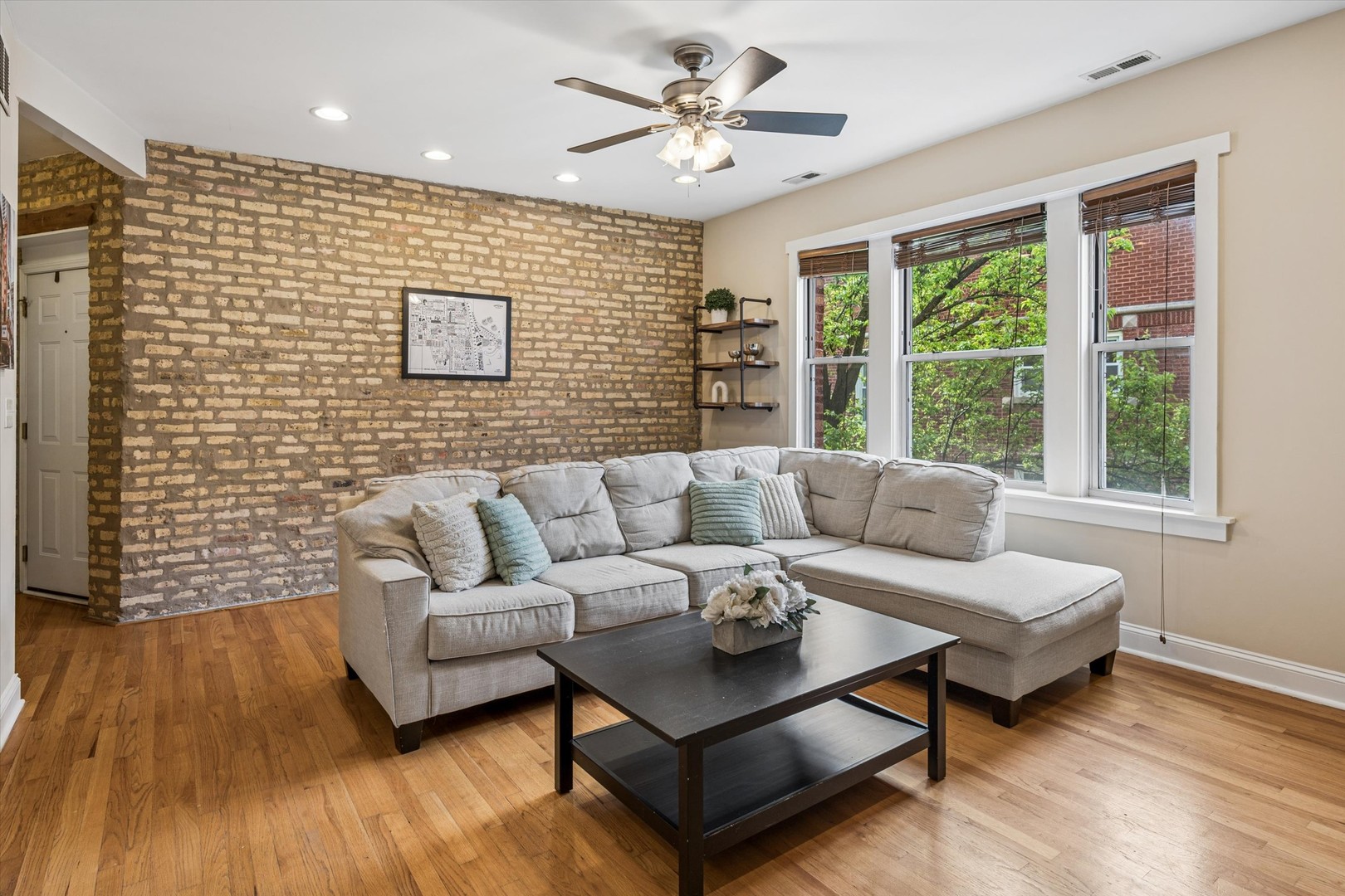4448 N Beacon Street 3