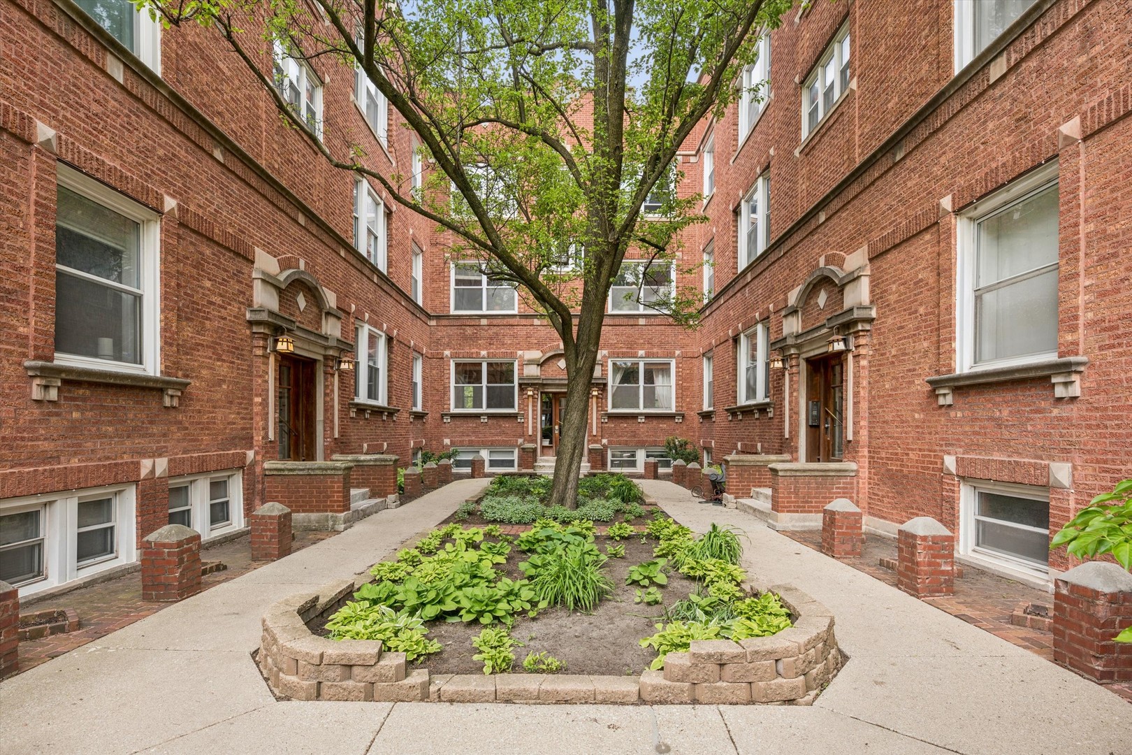 4448 N Beacon Street 3