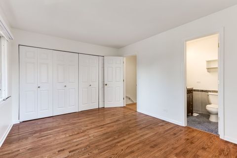 Tiny photo for 1251 W Fletcher Street #J, Chicago, IL 60657 (MLS # 12519288)