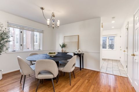 Tiny photo for 1251 W Fletcher Street #J, Chicago, IL 60657 (MLS # 12519288)