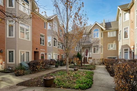 1251 W Fletcher Street J Chicago IL 60657