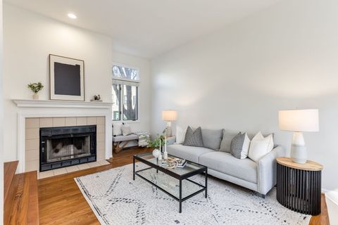 Tiny photo for 1251 W Fletcher Street #J, Chicago, IL 60657 (MLS # 12519288)