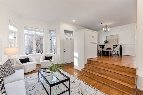 Tiny photo for 1251 W Fletcher Street #J, Chicago, IL 60657 (MLS # 12519288)