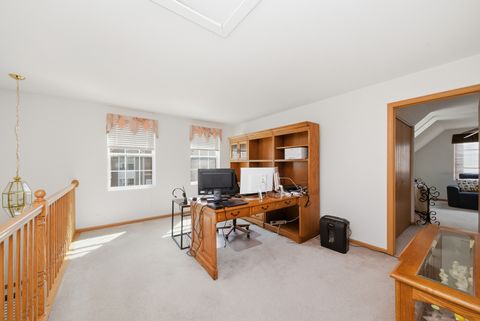 Tiny photo for 1758 Edith Lane, Aurora, IL 60504 (MLS # 12605484)