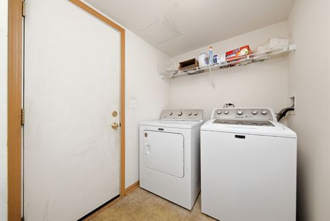 Tiny photo for 1758 Edith Lane, Aurora, IL 60504 (MLS # 12605484)