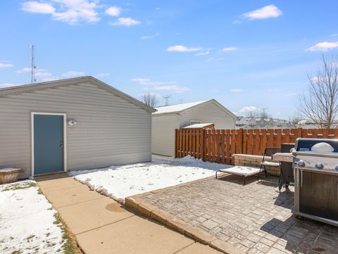 Tiny photo for 1994 Middlebury Drive, Aurora, IL 60503 (MLS # 12596047)