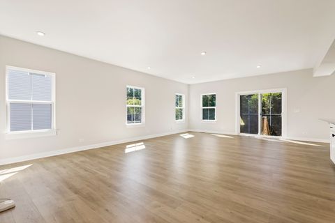 Tiny photo for 2020 Squire Circle, Yorkville, IL 60560 (MLS # 12517091)