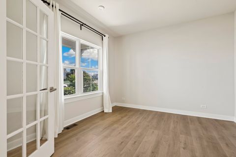 Tiny photo for 2020 Squire Circle, Yorkville, IL 60560 (MLS # 12517091)