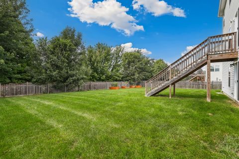 Tiny photo for 2020 Squire Circle, Yorkville, IL 60560 (MLS # 12517091)