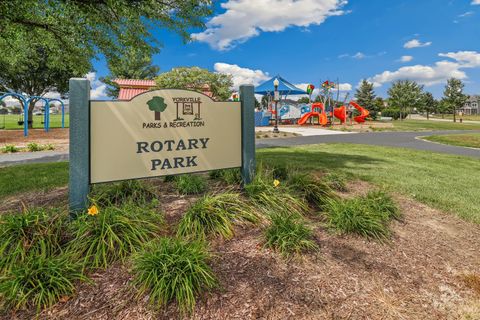 Tiny photo for 2020 Squire Circle, Yorkville, IL 60560 (MLS # 12517091)