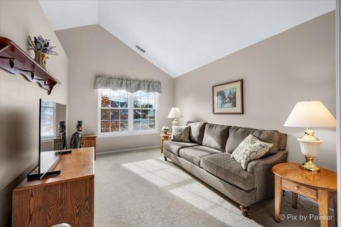 Tiny photo for 445 Cromwell Circle #3, Bartlett, IL 60103 (MLS # 12511359)