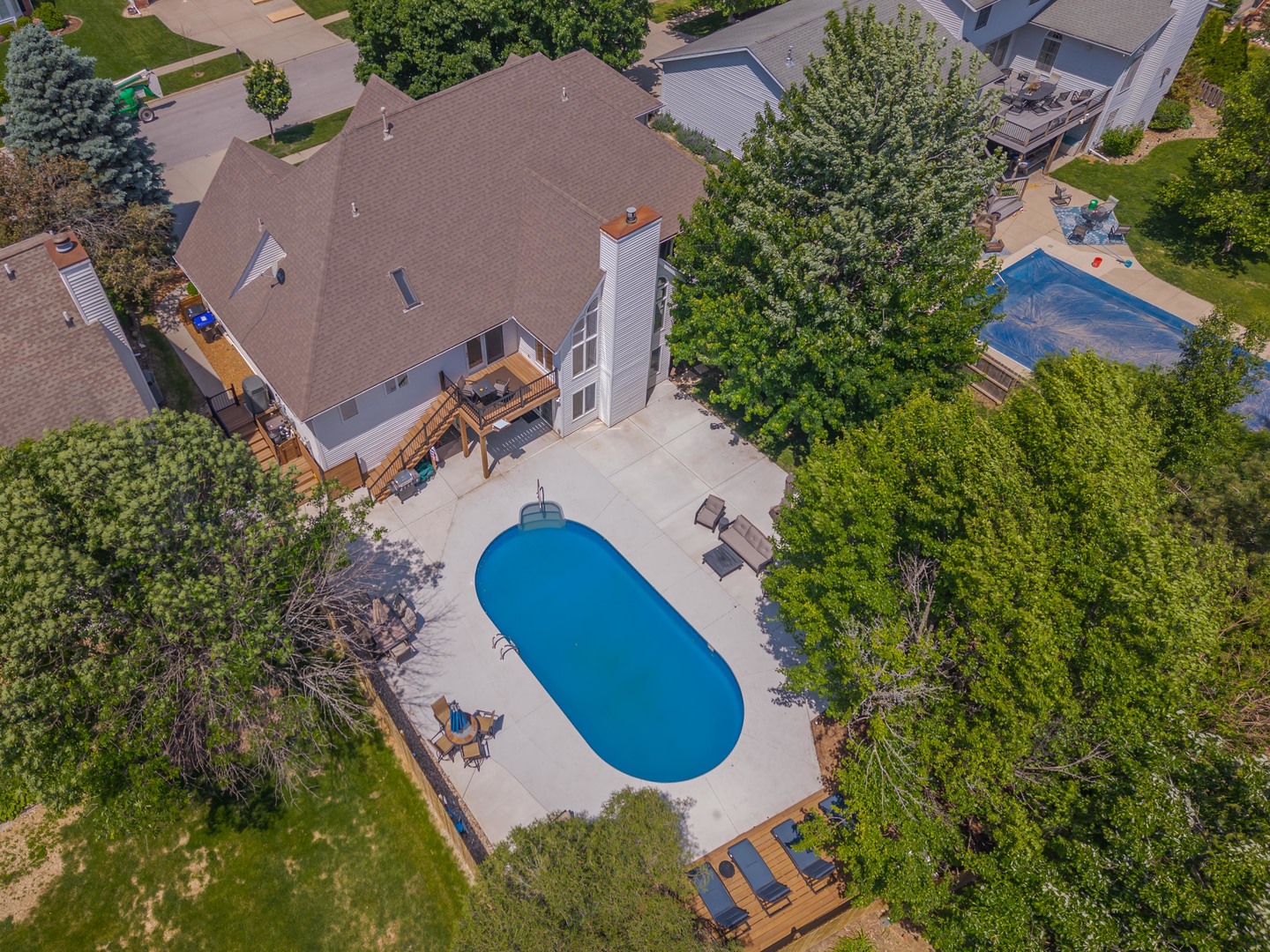 9 Red Stone Court