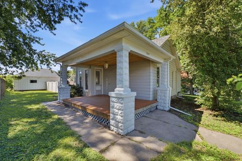 Photo of 908 4th Street, Orion, IL 61273 (MLS # 12663849)