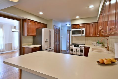 Tiny photo for 1612 Stonebridge Trail, Wheaton, IL 60189 (MLS # 12527782)