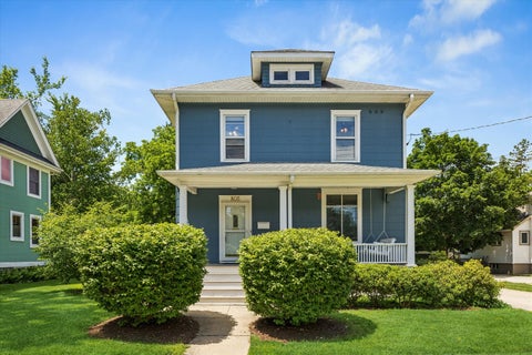Photo of 805 Clay Street, Woodstock, IL 60098 (MLS # 12687963)