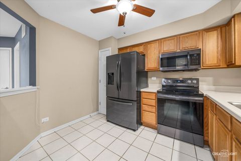 Tiny photo for 378 Lakeview Circle, Bolingbrook, IL 60440 (MLS # 12485950)