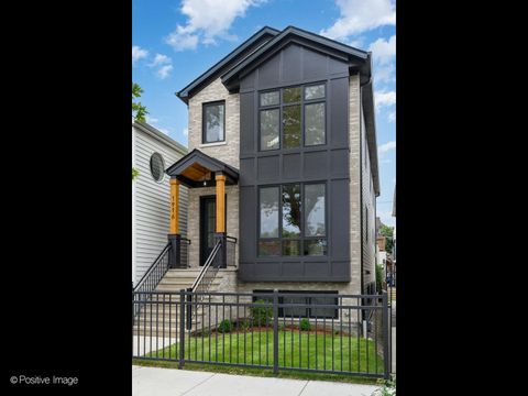 Photo of 1916 N Hermitage Avenue, Chicago, IL 60622 (MLS # 12485279)