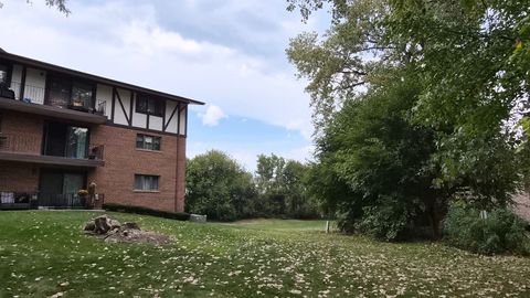 Tiny photo for 10845 S 84th Avenue #2A, Palos Hills, IL 60465 (MLS # 12499143)
