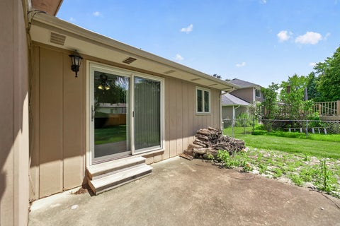 Tiny photo for 113 Ebbesen Street, DeKalb, IL 60115 (MLS # 12685511)
