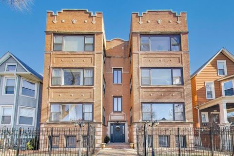 Photo of 2537 N HAMLIN Avenue #1S, Chicago, IL 60647 (MLS # 12542159)