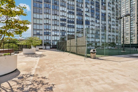 Tiny photo for 5445 N Sheridan Road #2109, Chicago, IL 60640 (MLS # 12776931)