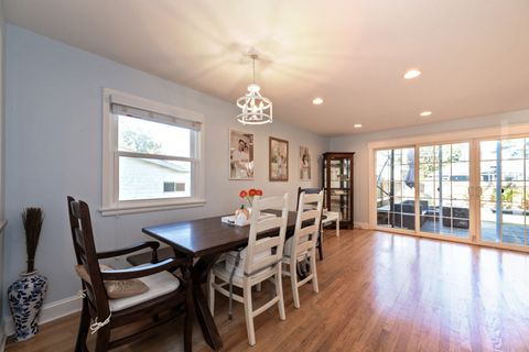 Tiny photo for 950 Brookside Lane, Deerfield, IL 60015 (MLS # 12573774)