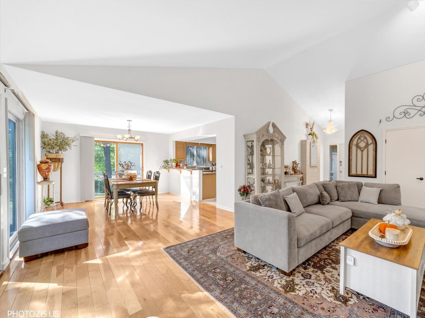 34017 N Lakeside Drive