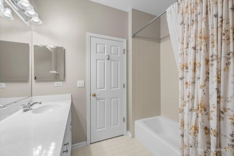 Tiny photo for 3941 Willow View Drive, Lake In The Hills, IL 60156 (MLS # 12638931)