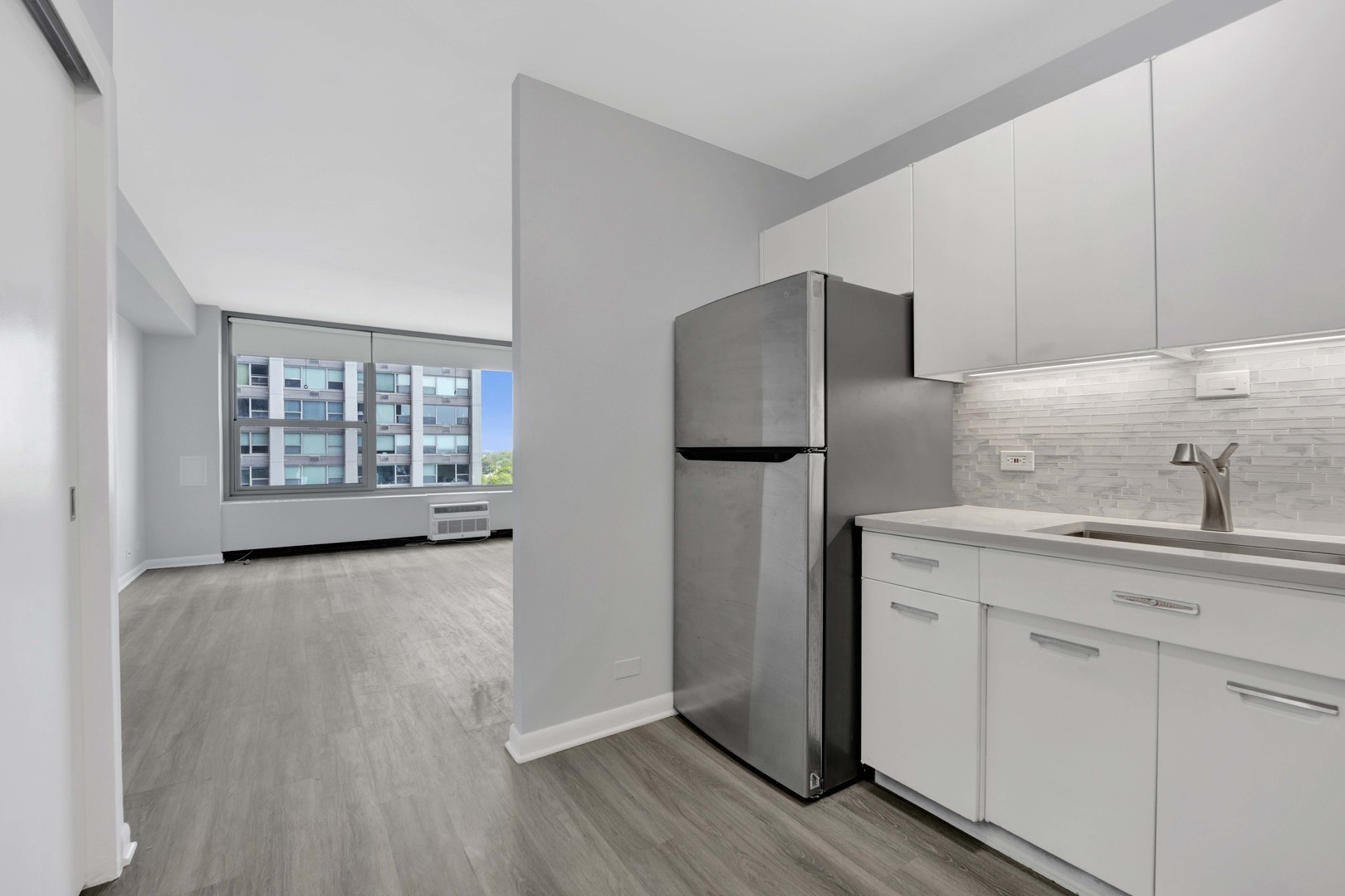 3600 N Lake Shore Drive 1004