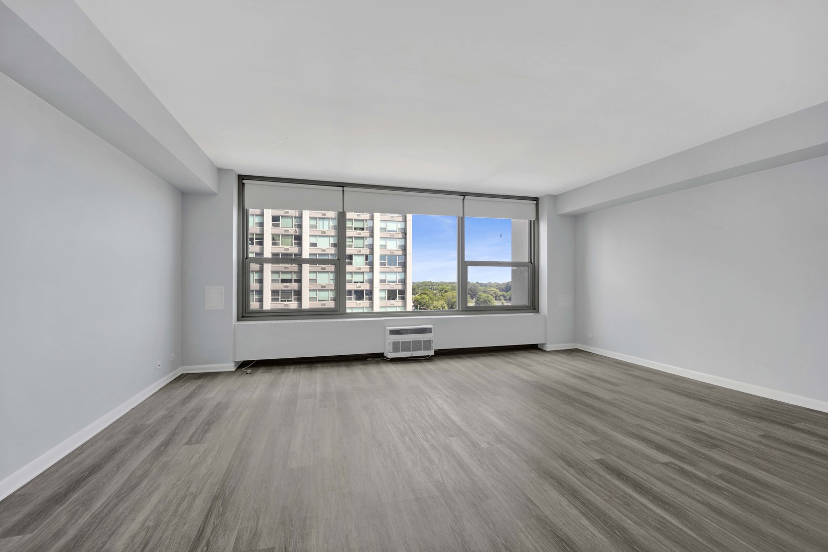 3600 N Lake Shore Drive 1004
