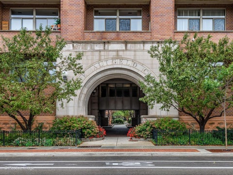 Tiny photo for 1350 W Fullerton Avenue #210, Chicago, IL 60614 (MLS # 12770914)