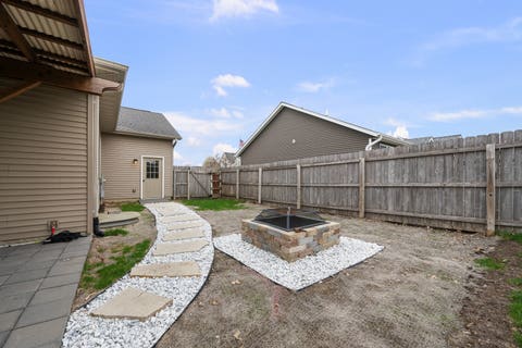 Tiny photo for 510 Pinehurst Drive, Eldridge, IA 52748 (MLS # 12739849)