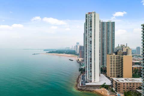 Tiny photo for 940 W Glenlake Avenue #34D, Chicago, IL 60660 (MLS # 12641824)