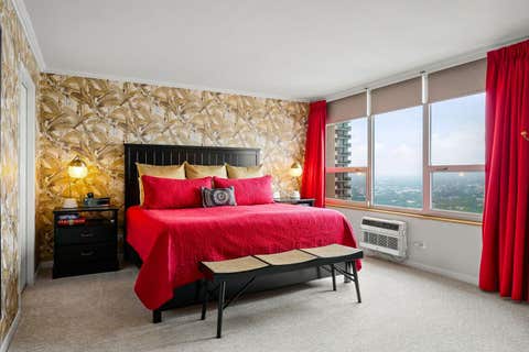 Tiny photo for 940 W Glenlake Avenue #34D, Chicago, IL 60660 (MLS # 12641824)