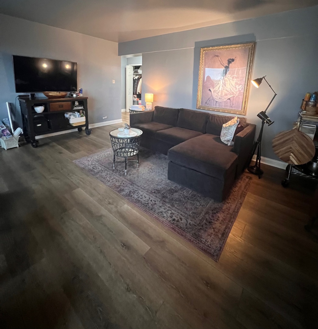 7337 S South Shore Drive 708