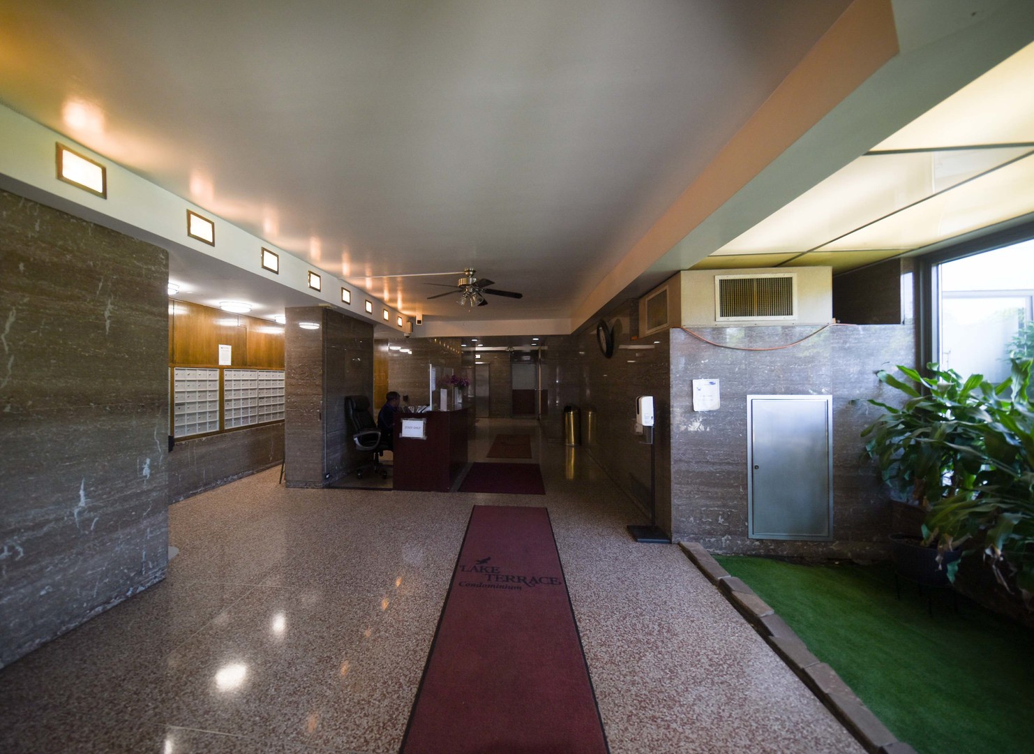 7337 S South Shore Drive 708