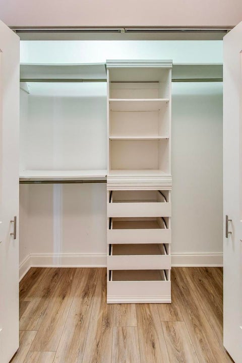 Tiny photo for 125 S Jefferson Street #1005, Chicago, IL 60661 (MLS # 12743100)