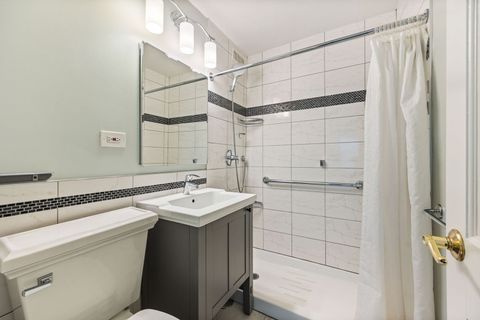 Tiny photo for 2970 N Lake Shore Drive #2C, Chicago, IL 60657 (MLS # 12630658)