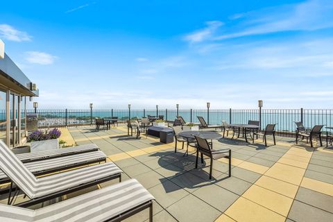 Tiny photo for 2970 N Lake Shore Drive #2C, Chicago, IL 60657 (MLS # 12630658)